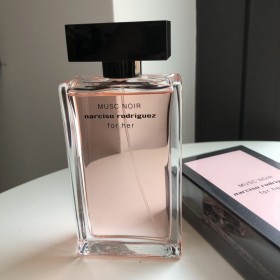 Narciso Rodriguez For Her Musc Noir EDP 100 ML bayan Tester parfüm